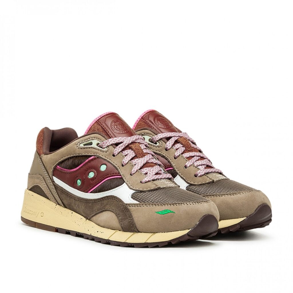 Picture of: Feature x Saucony Shadow  Chocolate Chip  Release  Dead Stock