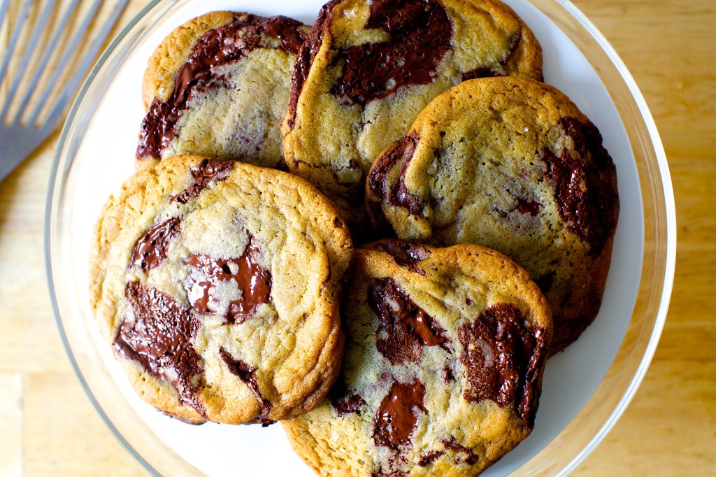 Picture of: the consummate chocolate chip cookie, revisited – smitten kitchen